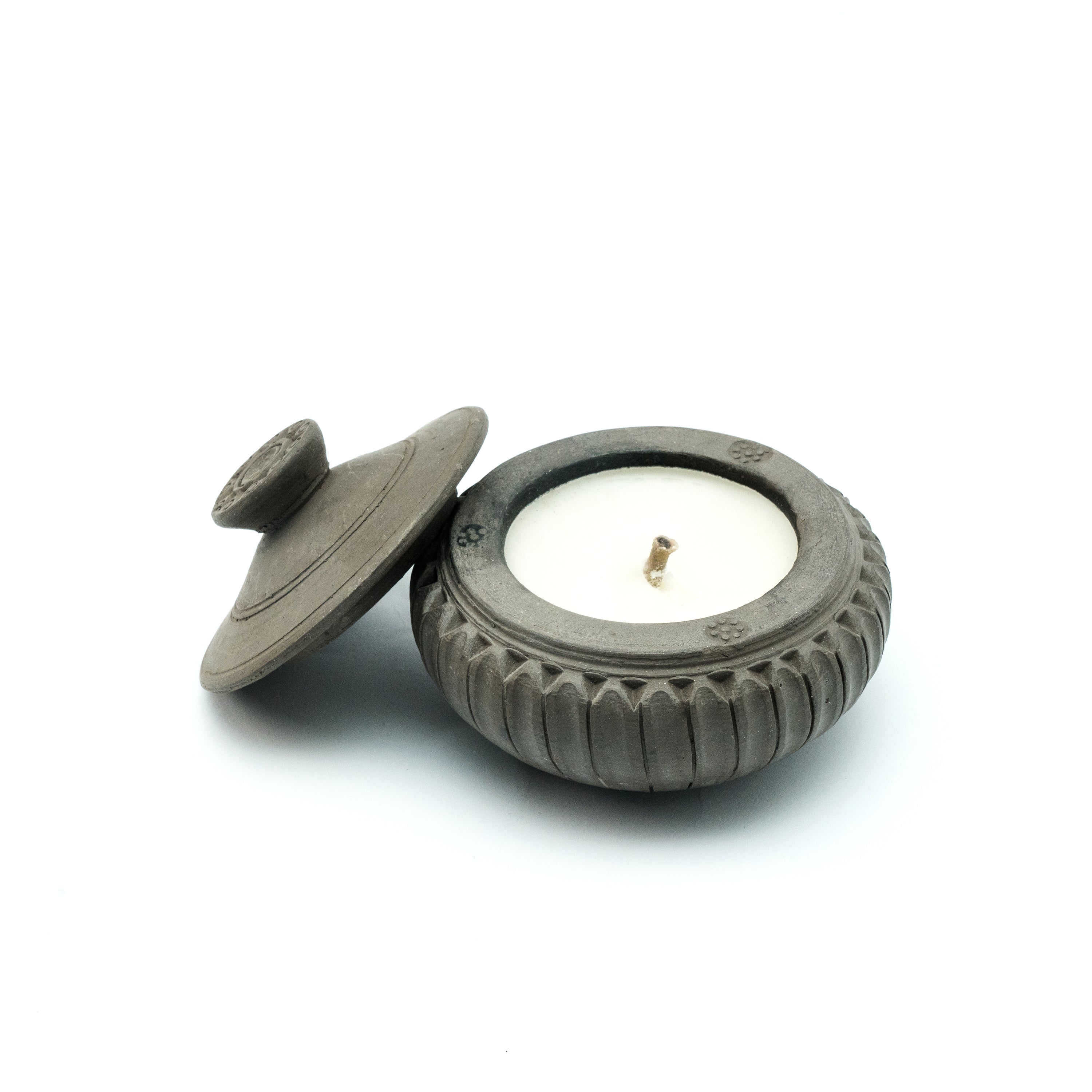 Earthern Bloom Candle