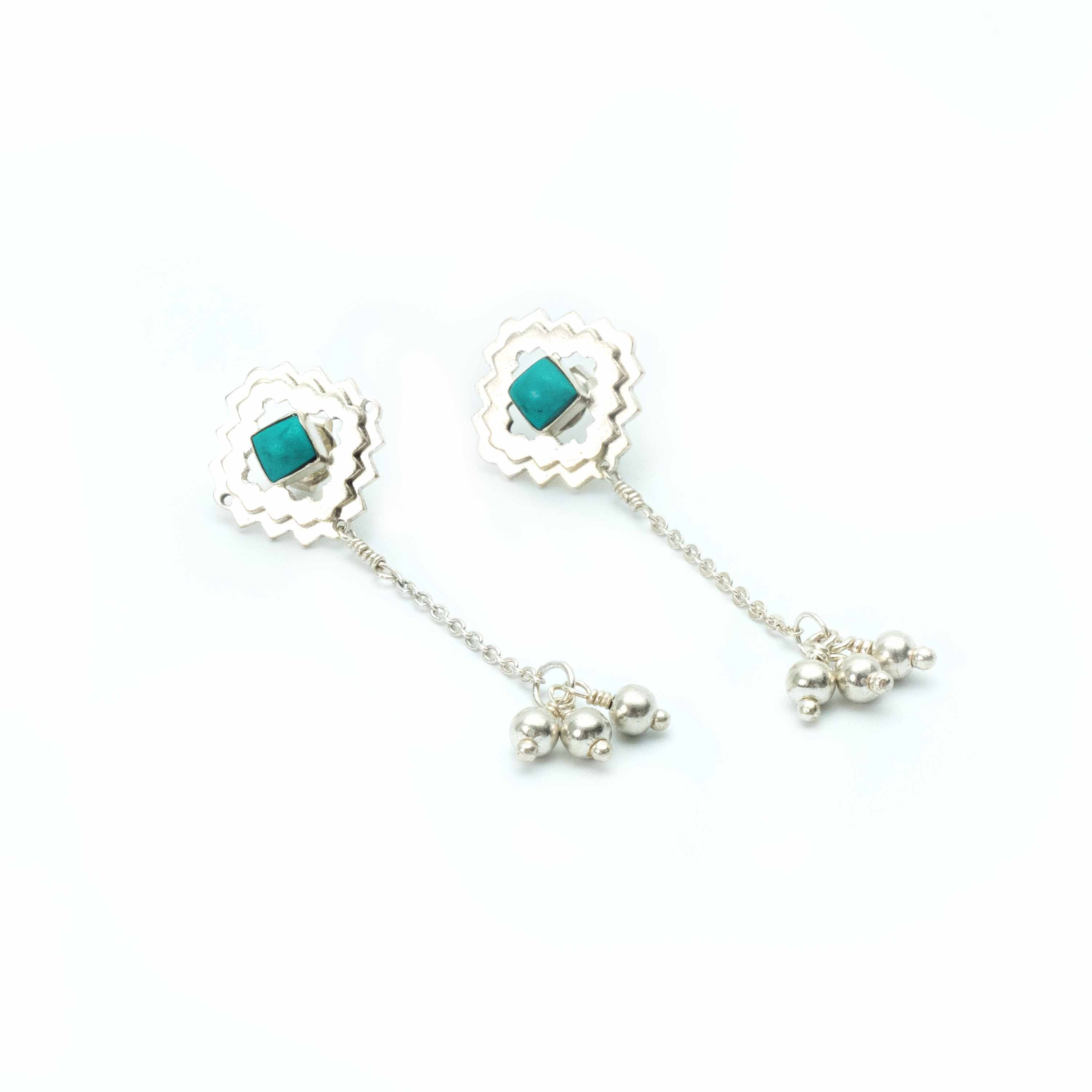 MANDALA BEAD EARRING