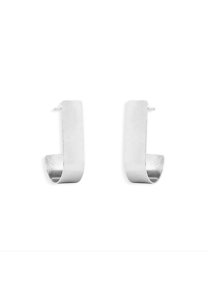 Minimalistic Slick Earring