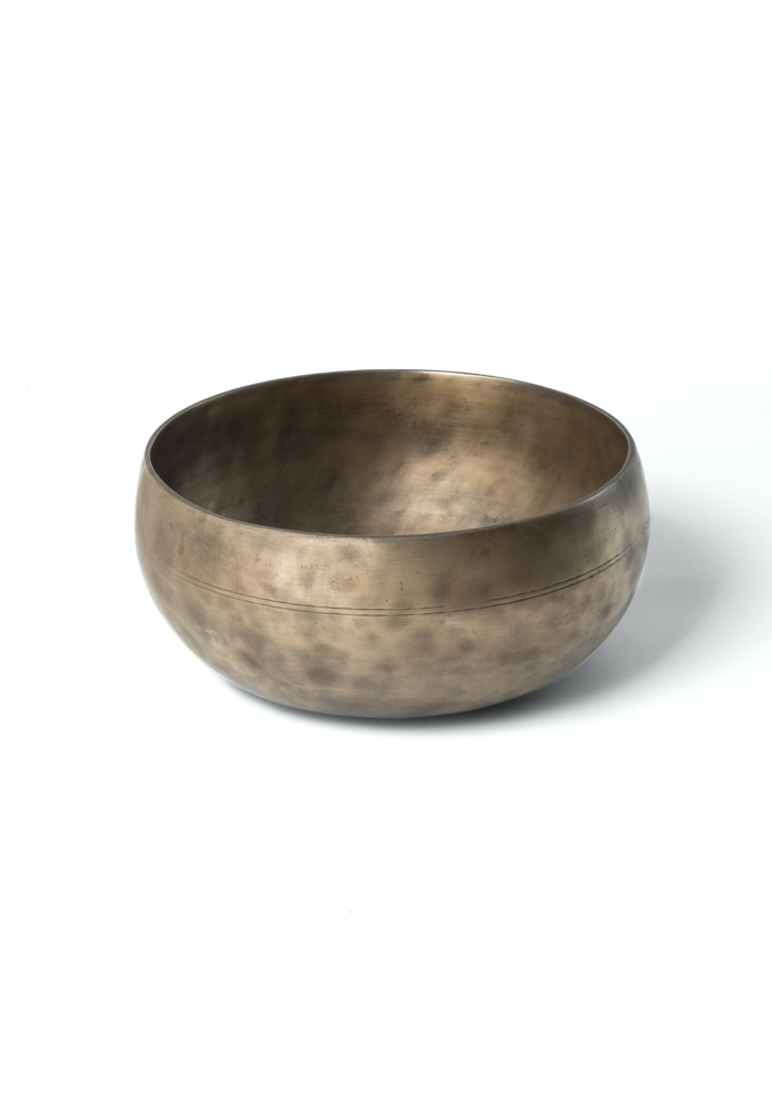 Shanti Singing Bowl – Handcrafted Nepali Wellness Singing Bowl