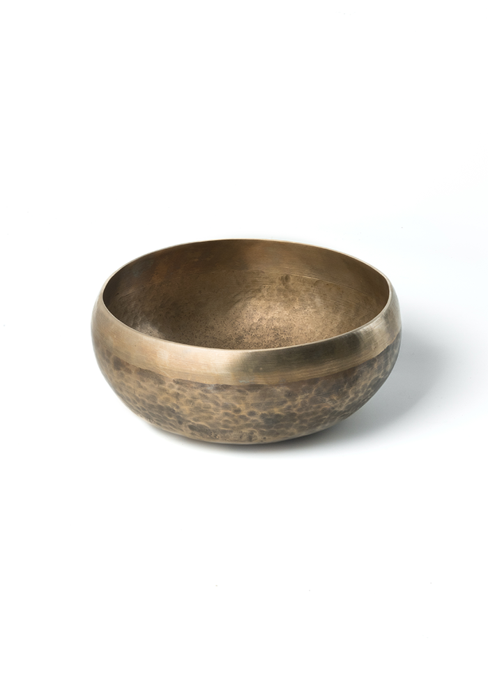 Aura Singing Bowl – Handcrafted Nepali Wellness Singing Bowl