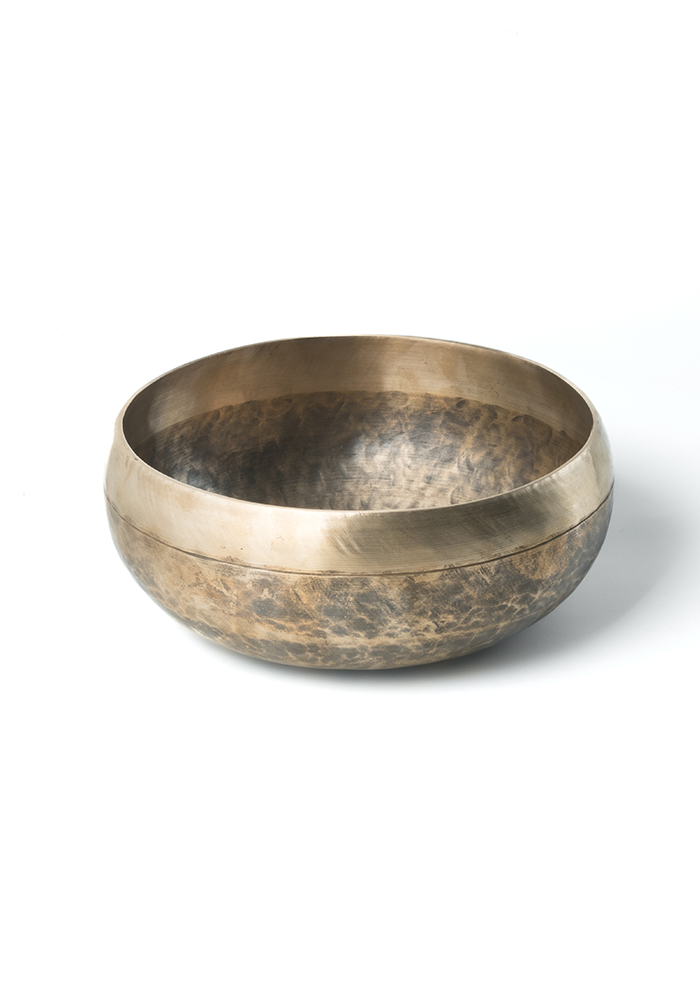 Aura Singing Bowl – Handcrafted Nepali Wellness Singing Bowl