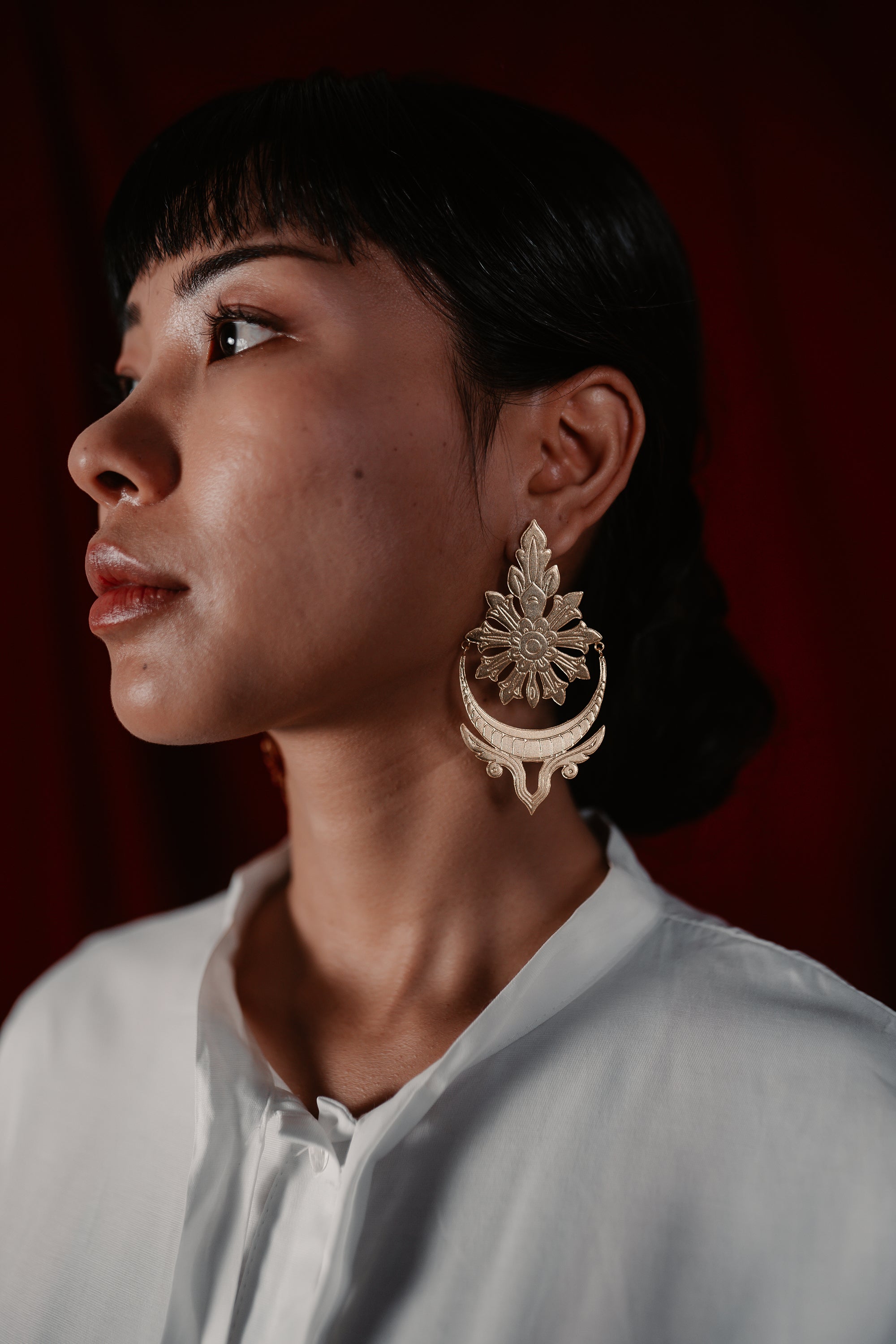 Radiant Aura Earrings